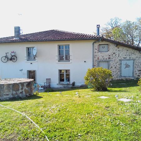 Les Outres Villa Chabrac Exterior photo