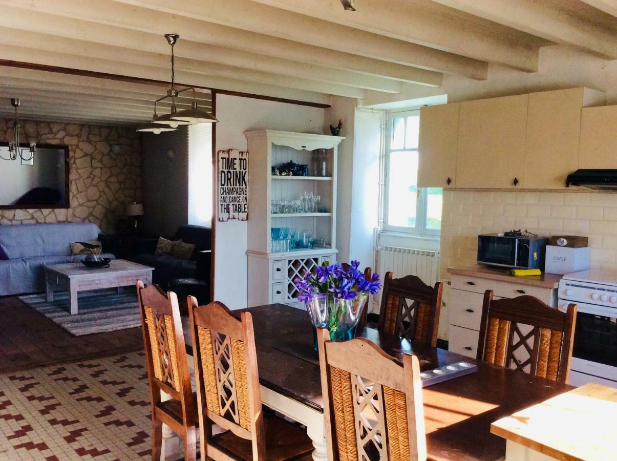 Les Outres Villa Chabrac Exterior photo